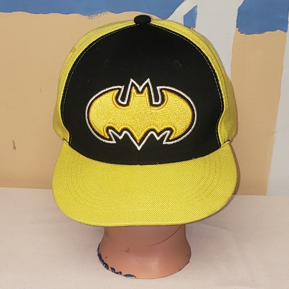 4 marvel themed hats - Picture 13 of 16